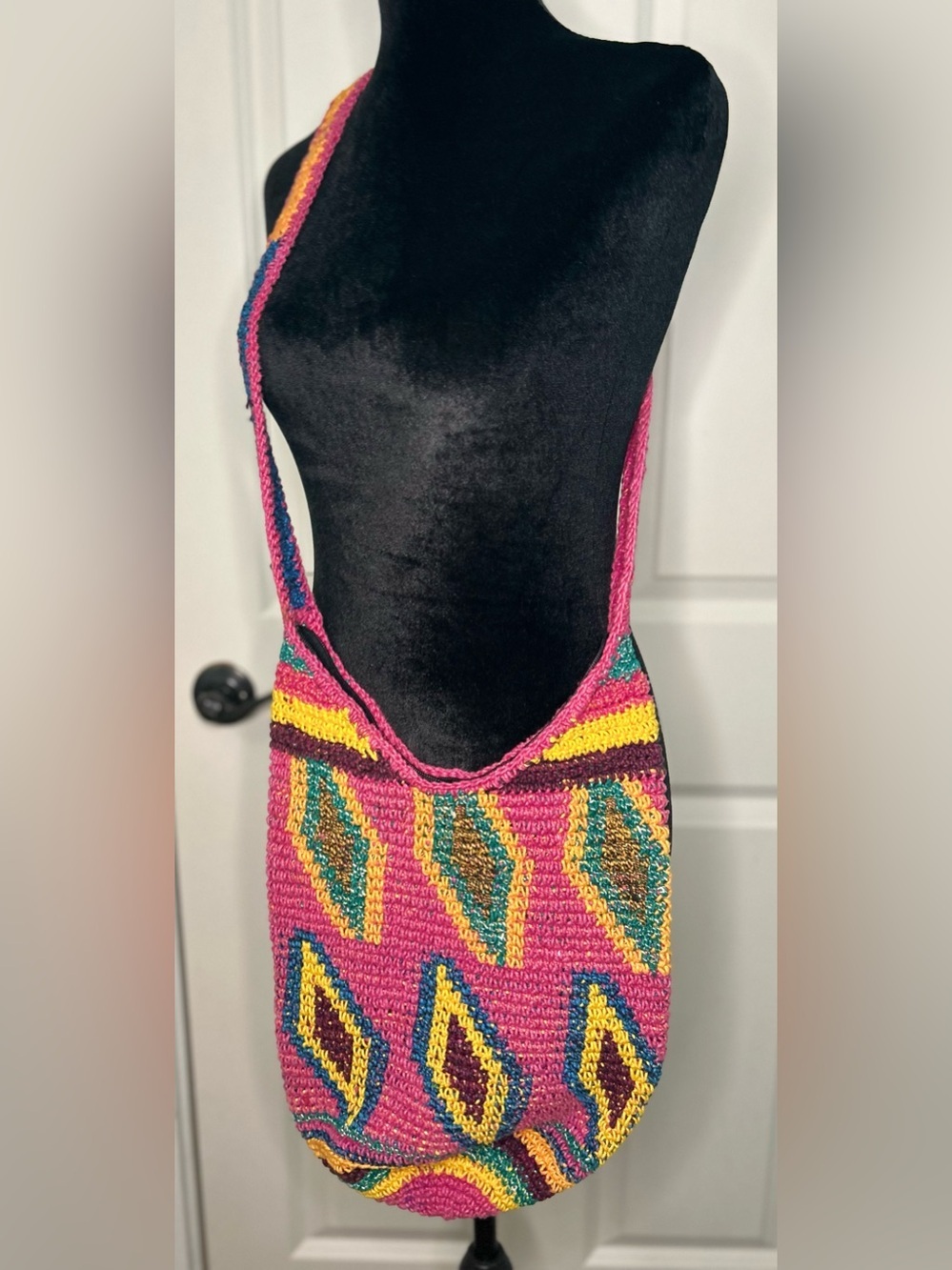 Wayuu Mochila Boho Crochet Crossbody Bag Pink Geometric